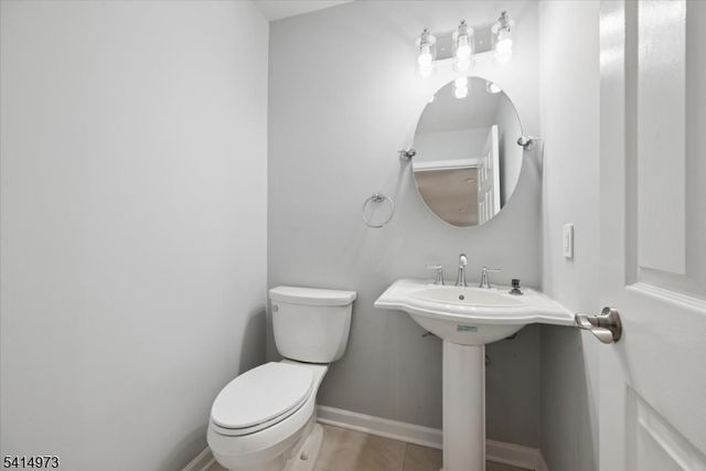 1003 Pinhorn Dr, Bridgewater Twp., NJ 08807