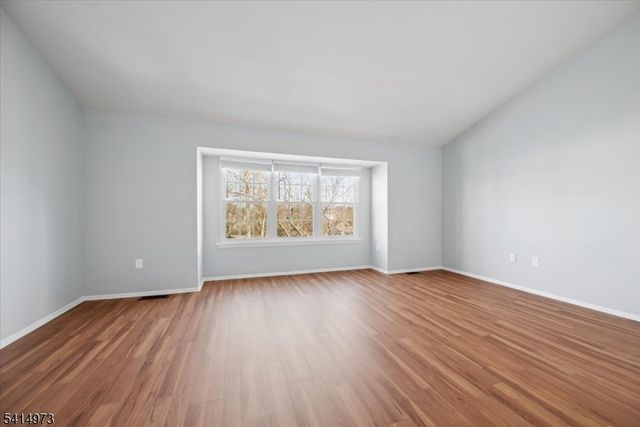 1003 Pinhorn Dr, Bridgewater Twp., NJ 08807