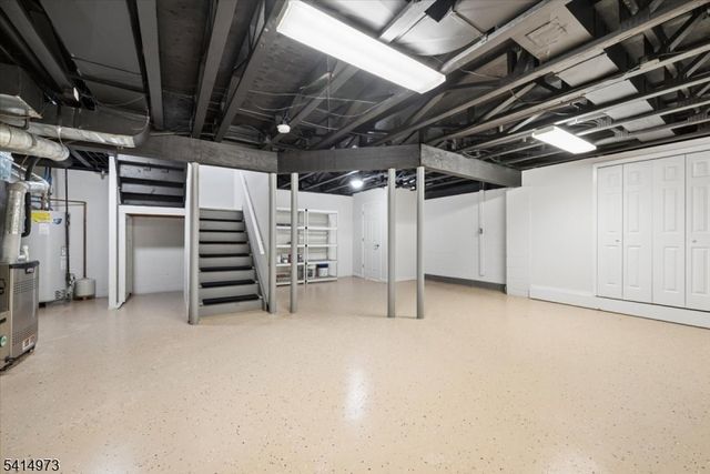 1003 Pinhorn Dr, Bridgewater Twp., NJ 08807