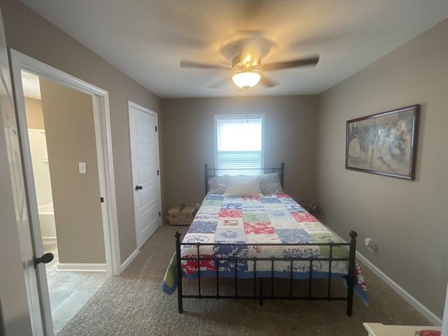 1142 Old Charlotte Trce, Clarksville, TN 37040