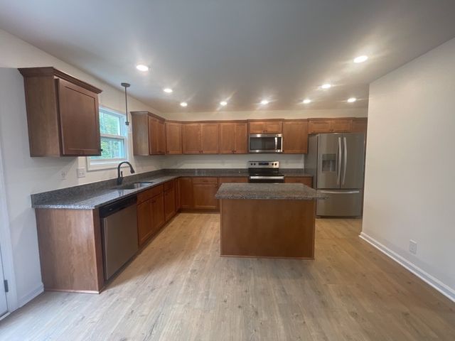 1142 Old Charlotte Trce, Clarksville, TN 37040
