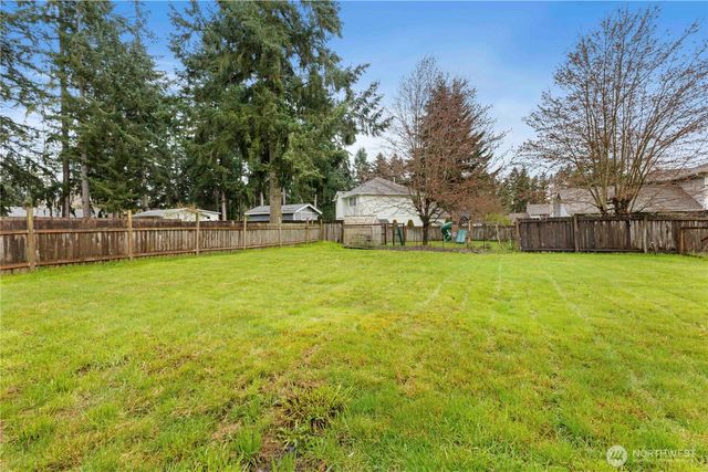 14516 14518 122nd Avenue E, Puyallup, WA 98374