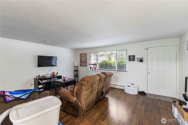14516 14518 122nd Avenue E, Puyallup, WA 98374