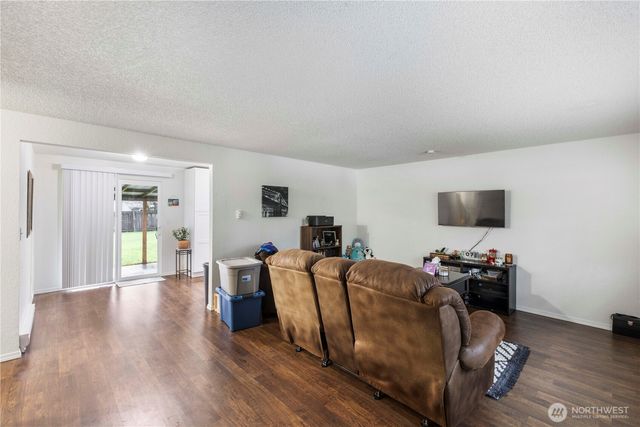14516 14518 122nd Avenue E, Puyallup, WA 98374