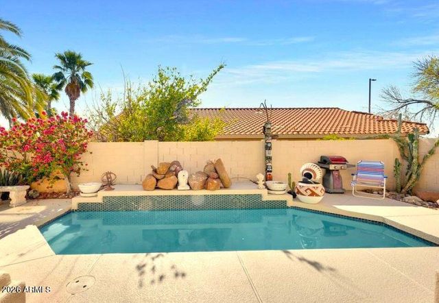6349 E REDMONT Drive, Mesa, AZ 85215