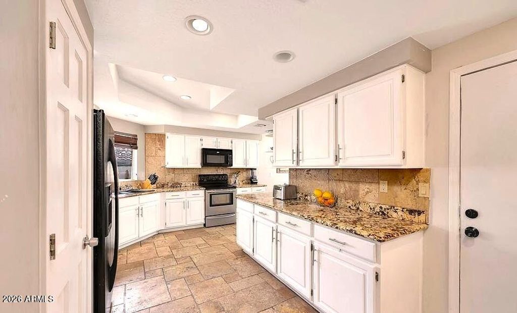 6349 E REDMONT Drive, Mesa, AZ 85215 — photo 4