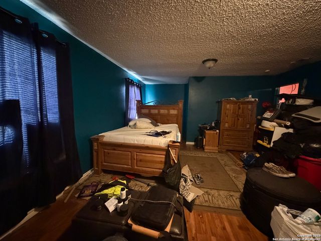 127 Arnaz, San Antonio, TX 78237