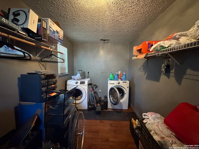 127 Arnaz, San Antonio, TX 78237