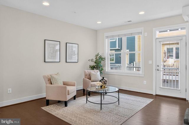 70 ELLSWORTH ST, Silver Spring, MD 20910