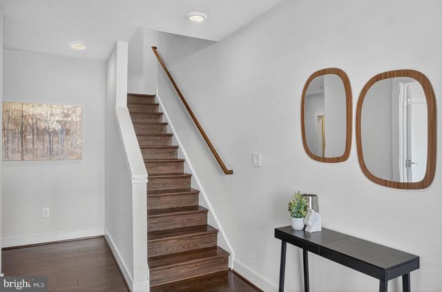 70 ELLSWORTH ST, Silver Spring, MD 20910