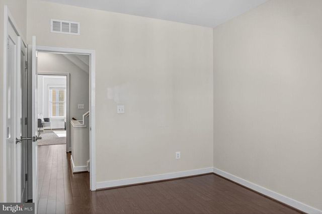 70 ELLSWORTH ST, Silver Spring, MD 20910