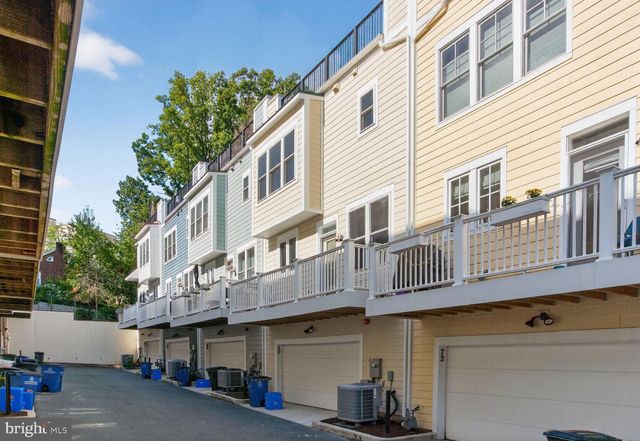 70 ELLSWORTH ST, Silver Spring, MD 20910