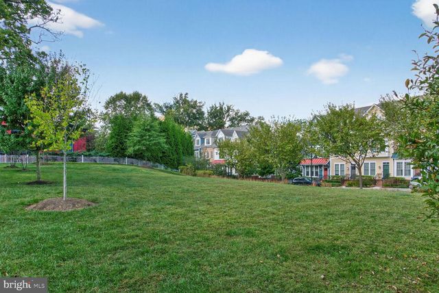 70 ELLSWORTH ST, Silver Spring, MD 20910