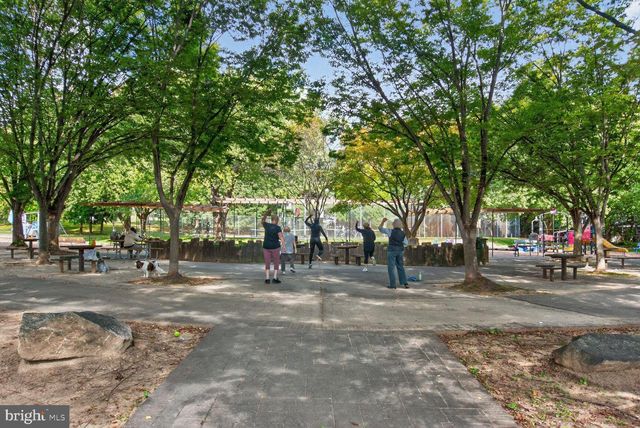 70 ELLSWORTH ST, Silver Spring, MD 20910