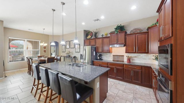 18309 W THISTLE LANDING Drive, Goodyear, AZ 85338