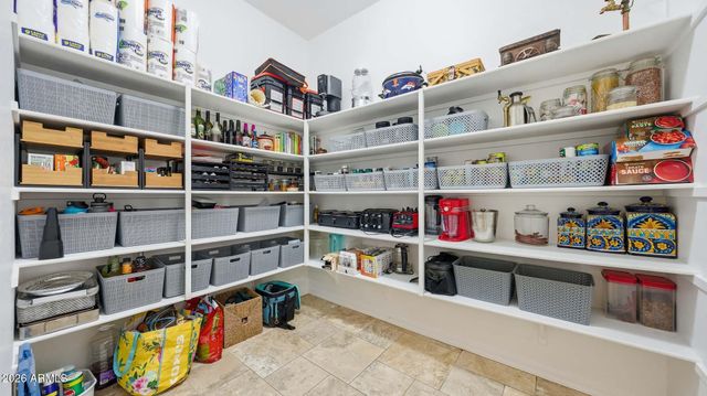 18309 W THISTLE LANDING Drive, Goodyear, AZ 85338