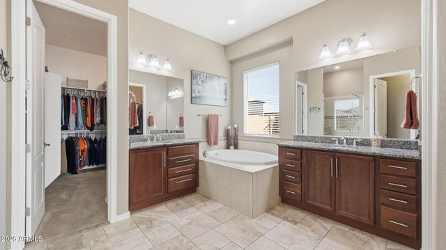 18309 W THISTLE LANDING Drive, Goodyear, AZ 85338