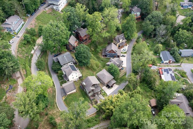 29 Shady Park Lane, Asheville, NC 28804