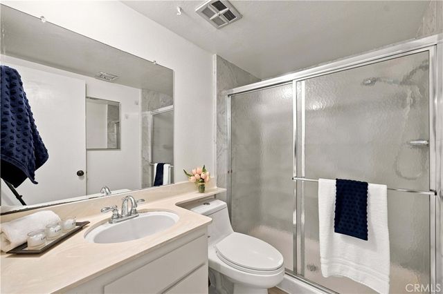 10120 Larwin Avenue 3, Chatsworth, CA 91311