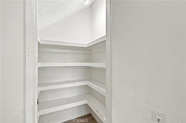 10120 Larwin Avenue 3, Chatsworth, CA 91311