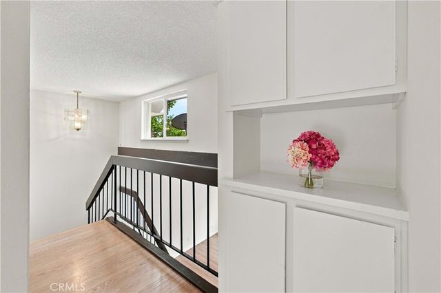 10120 Larwin Avenue 3, Chatsworth, CA 91311
