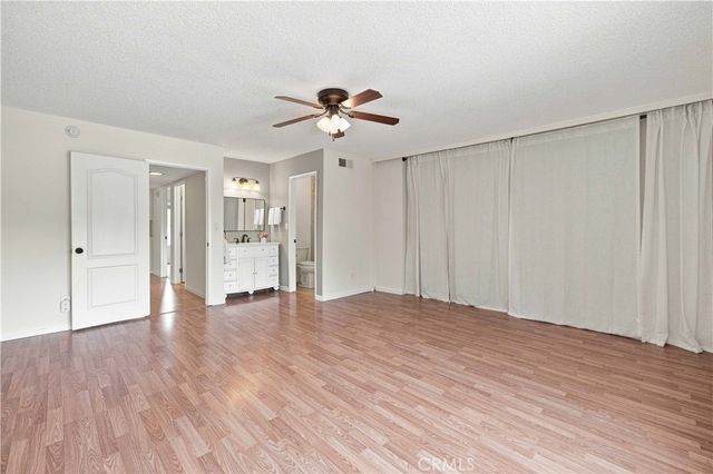 10120 Larwin Avenue 3, Chatsworth, CA 91311