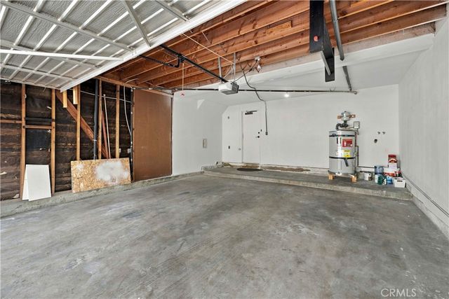 10120 Larwin Avenue 3, Chatsworth, CA 91311