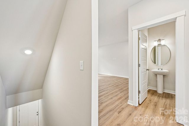 11025 Warfield Avenue 02, Huntersville, NC 28078