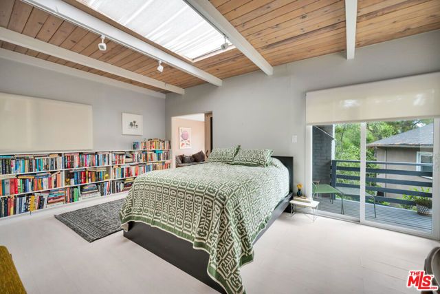 380 Tamarac Drive, Pasadena, CA 91105