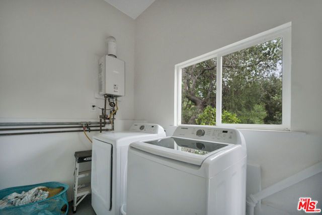 380 Tamarac Drive, Pasadena, CA 91105