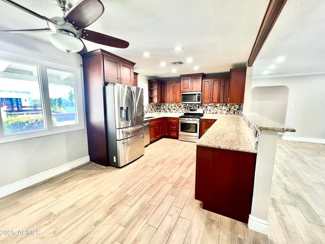 3704 N KACHINA Lane, Scottsdale, AZ 85251