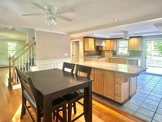 744 Old Barnstable Road, Mashpee, MA 02649