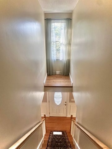 744 Old Barnstable Road, Mashpee, MA 02649