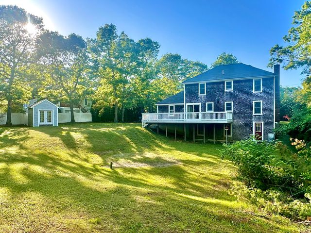 744 Old Barnstable Road, Mashpee, MA 02649