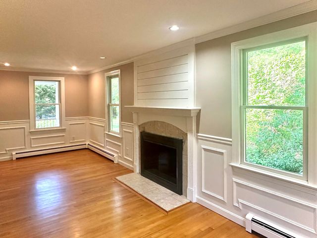744 Old Barnstable Road, Mashpee, MA 02649