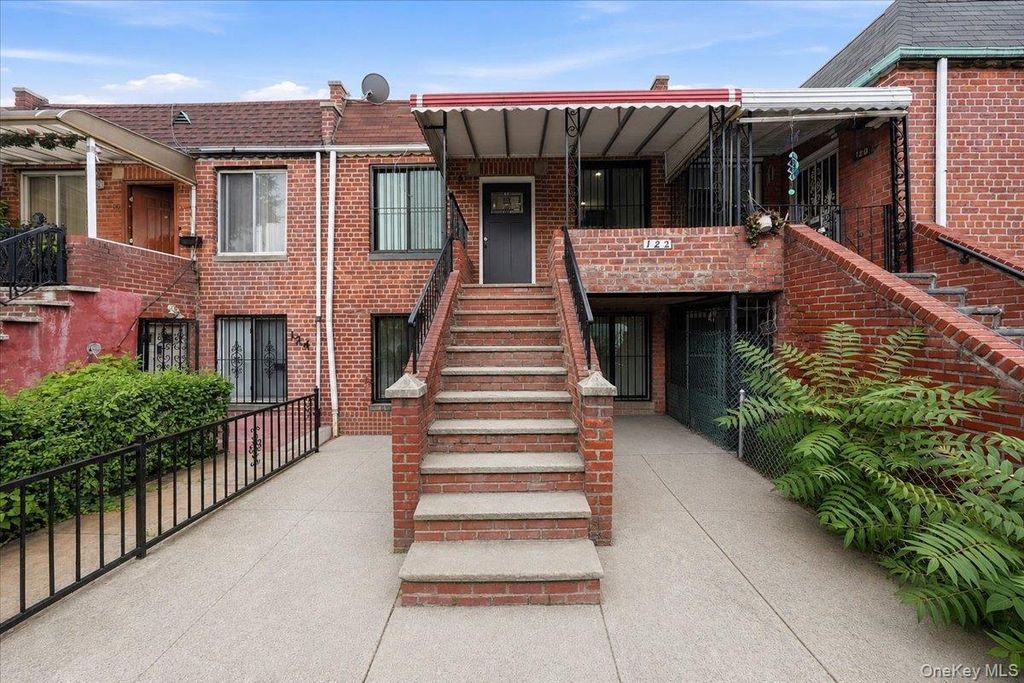 122 E 46th Street, Brooklyn, NY 11203 — exterior