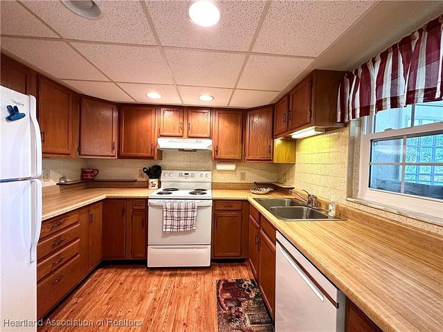 82 Lake Byrd Boulevard, Avon Park, FL 33825