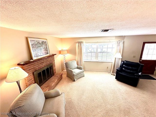 82 Lake Byrd Boulevard, Avon Park, FL 33825