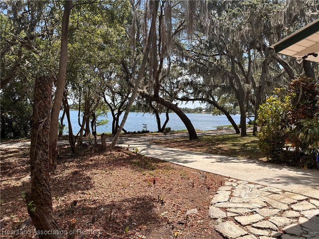 82 Lake Byrd Boulevard, Avon Park, FL 33825