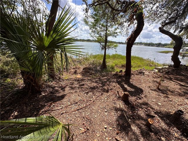 82 Lake Byrd Boulevard, Avon Park, FL 33825