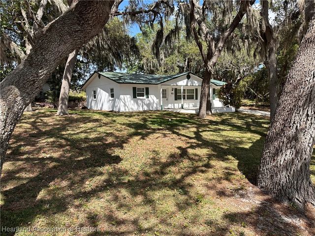 82 Lake Byrd Boulevard, Avon Park, FL 33825