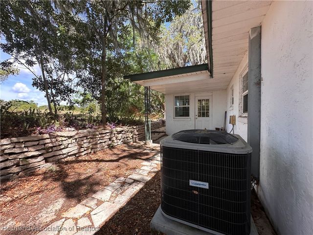 82 Lake Byrd Boulevard, Avon Park, FL 33825