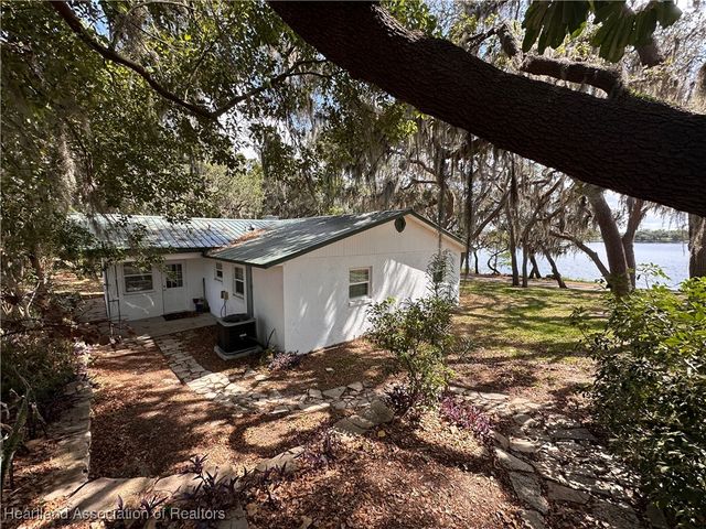 82 Lake Byrd Boulevard, Avon Park, FL 33825