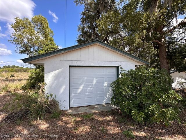 82 Lake Byrd Boulevard, Avon Park, FL 33825