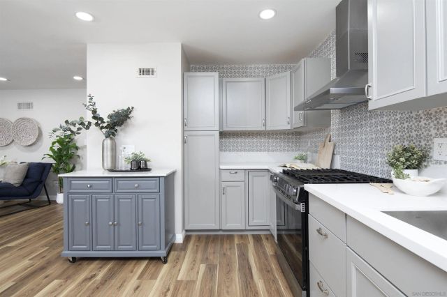 4413 Mount Henry Avenue, San Diego, CA 92117