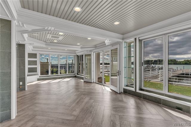 2039 East River Road, Grand Island, NY 14072