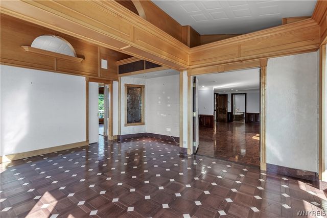 2039 East River Road, Grand Island, NY 14072