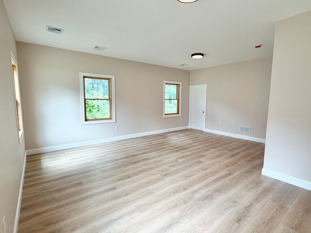 1 Antonellis Way, Wareham, MA 02558