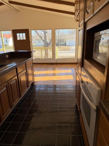 904 MILL Street, Traer, IA 50675