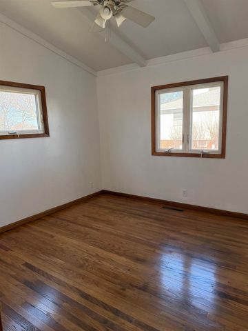 904 MILL Street, Traer, IA 50675